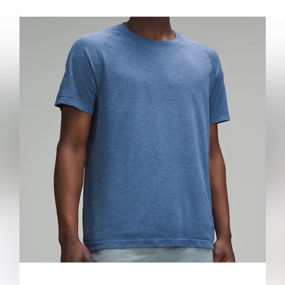 Lululemon Metal Vent Tech Mineral Blue Short Sleeve Shirt XL